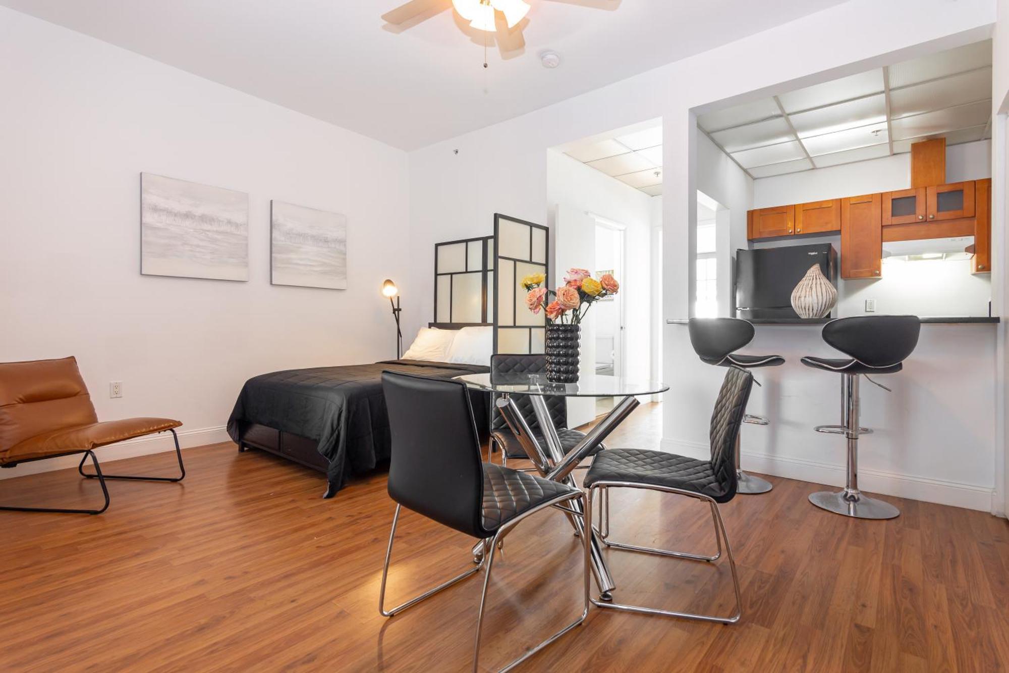 1-Bdrm Apartment With Balcony - Heart Of Downtown And Wynwood ไมอามี ภายนอก รูปภาพ