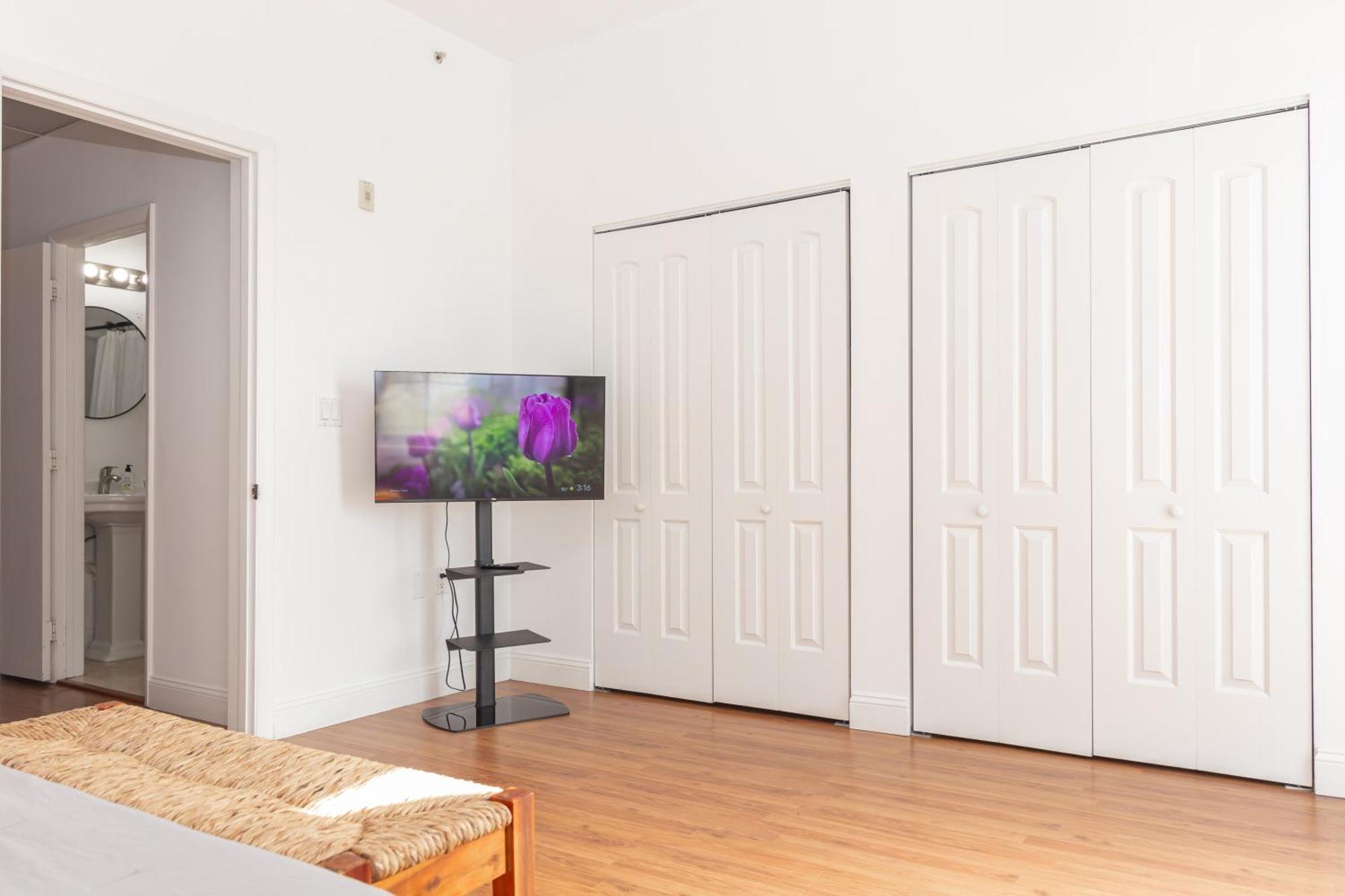1-Bdrm Apartment With Balcony - Heart Of Downtown And Wynwood ไมอามี ภายนอก รูปภาพ